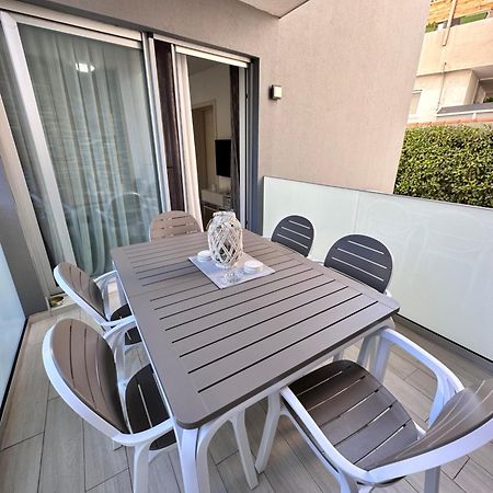 Love Borik Apartment Zadar Bagian luar foto