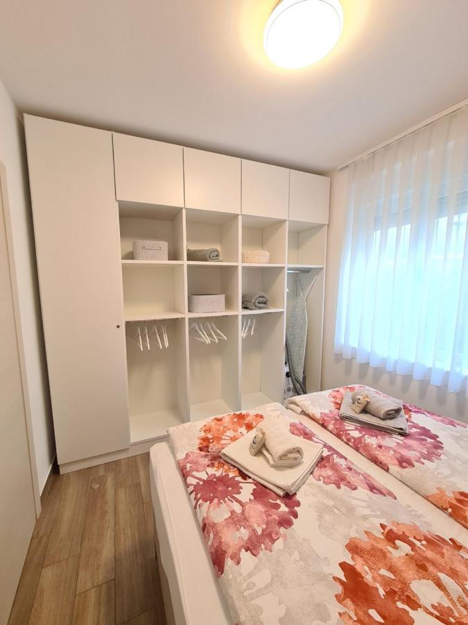 Love Borik Apartment Zadar Bagian luar foto