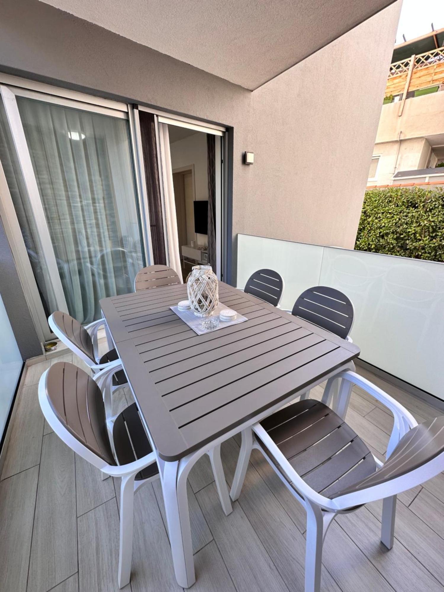 Love Borik Apartment Zadar Bagian luar foto